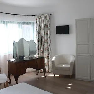 Couette-café La Fonda, Palau